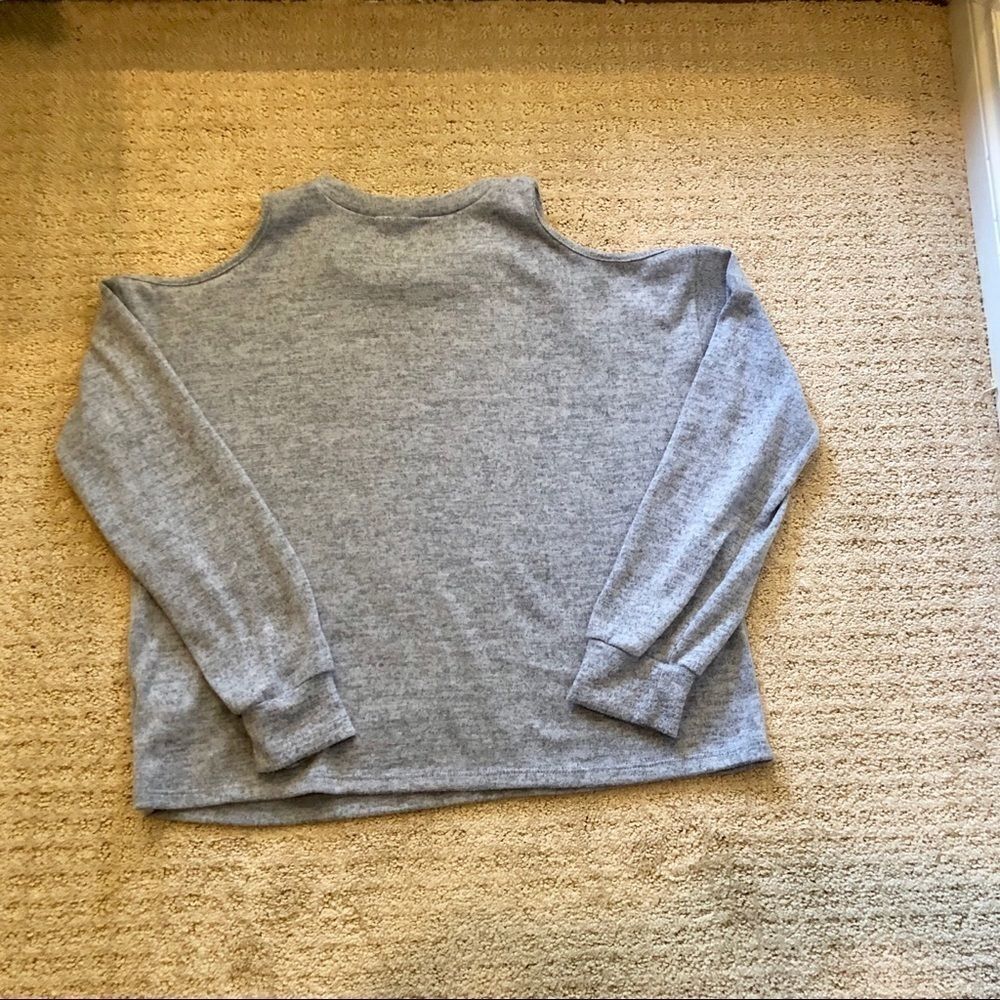 Silence And Noise Blue Cold Shoulder Top Xs - image 4